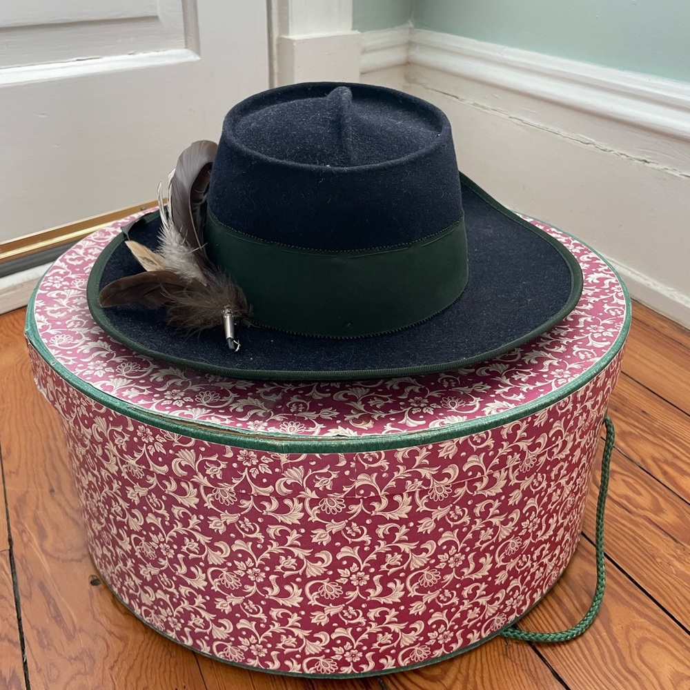 Ladies Hutmacher Zapf Bayreuth Classic Hat Size M / 57cm Green Ribbon & Feather